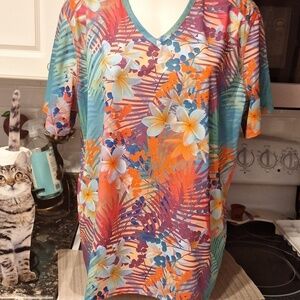 B womens Reel Legends floral stretch short sleeve top 2X